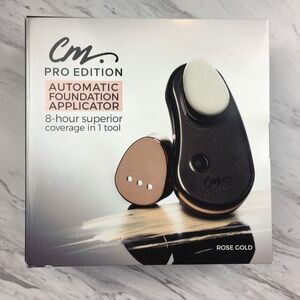 Color Me Pro Edition Automatic Foundation Applicator rose gold